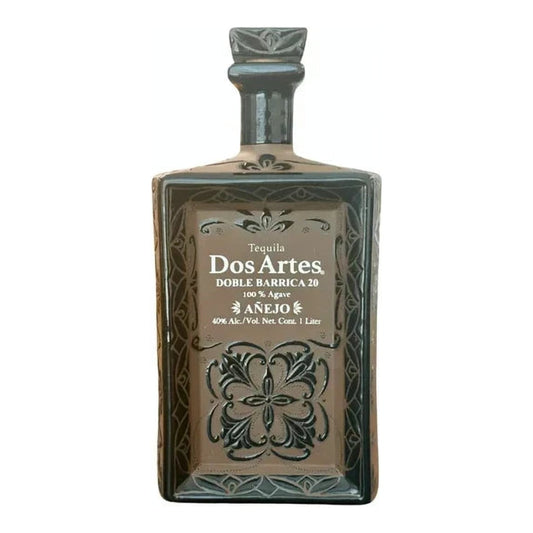 Dos Artes Añejo Black 1L