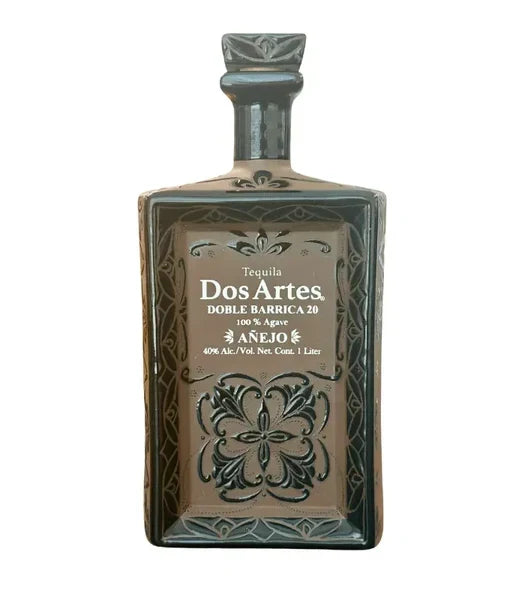 Dos Artes Añejo Black 1L